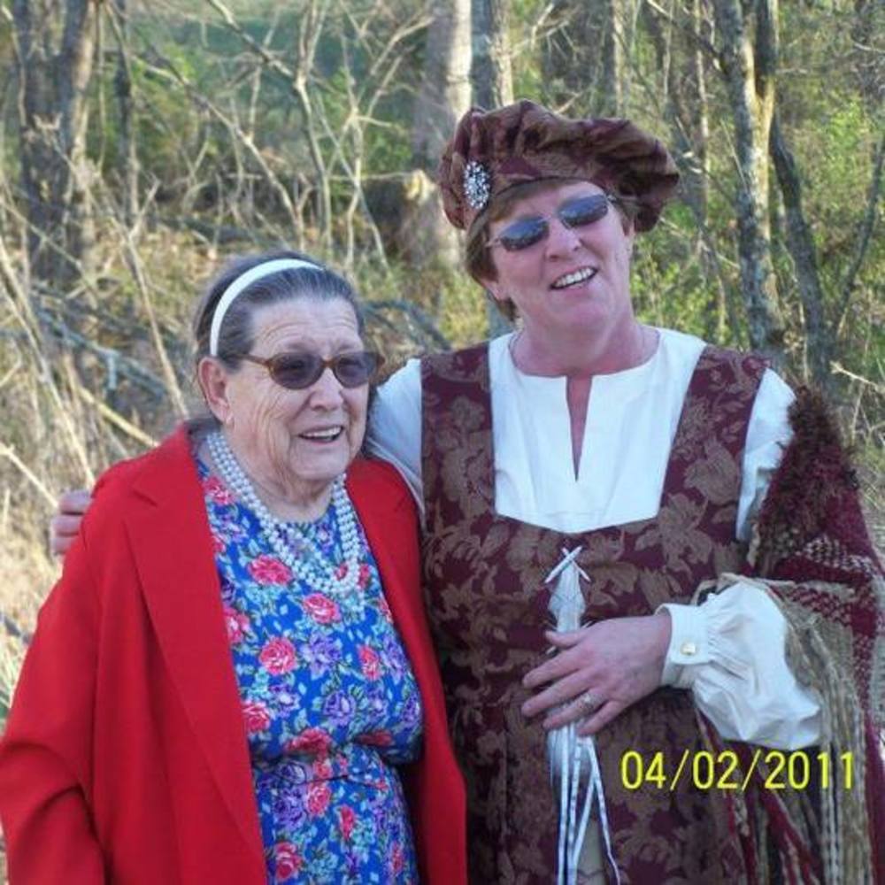 Meet your Posher, Tina