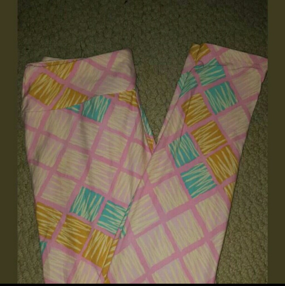 ☆SALE☆Lularoe Leggings OS