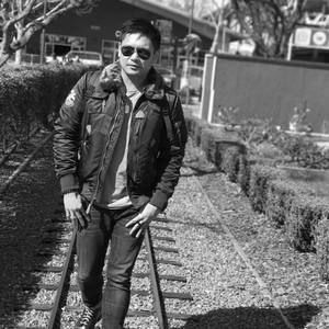 Meet your Posher, Raymond