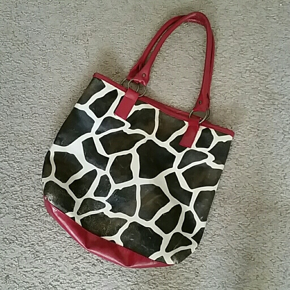ANIMAL PRINT PURSE