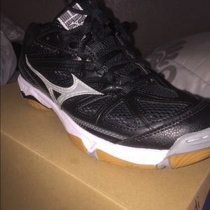 Black Mizuno Hurricane Wave 3 Volleyball Shoes