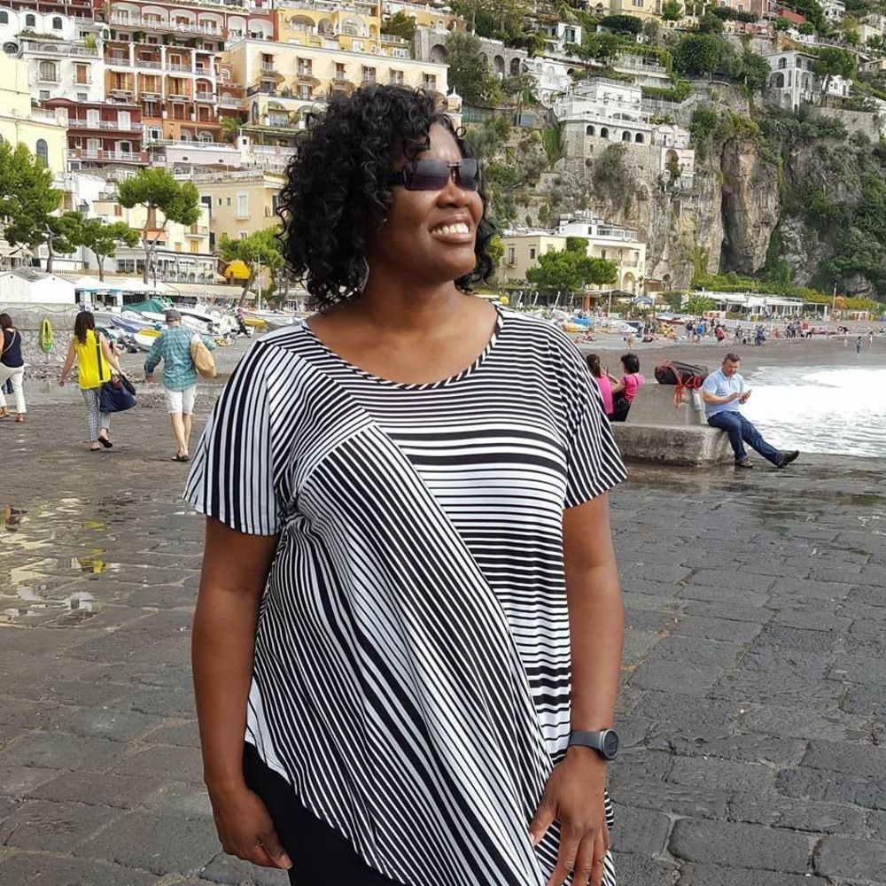 Meet your Posher, Nicole