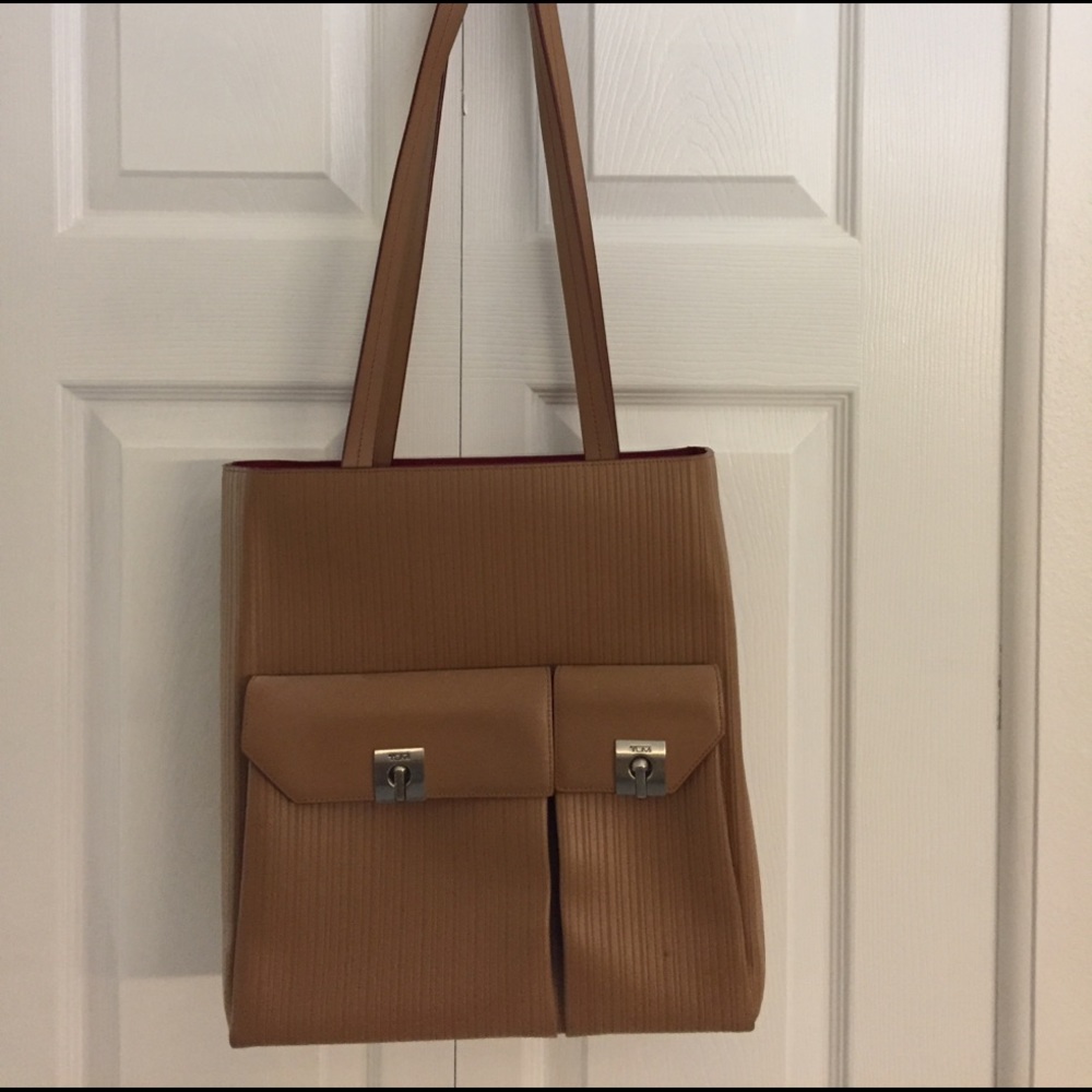 Tumi tote- leather shoulder bag red interior