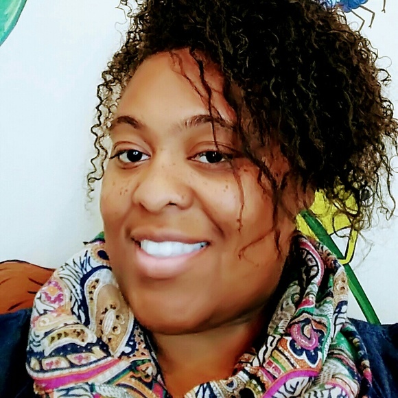 Meet your Posher, Tosha - Picture 1 of 1