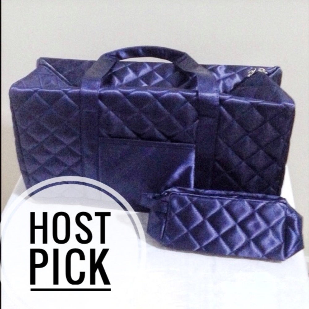 NWOT quilted duffle/overnight bag w/ makeup bag