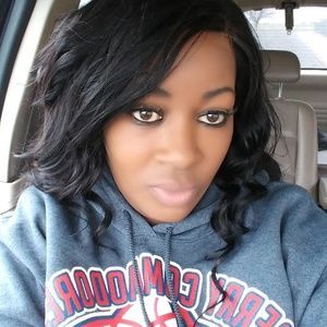 Meet your Posher, Vonetta