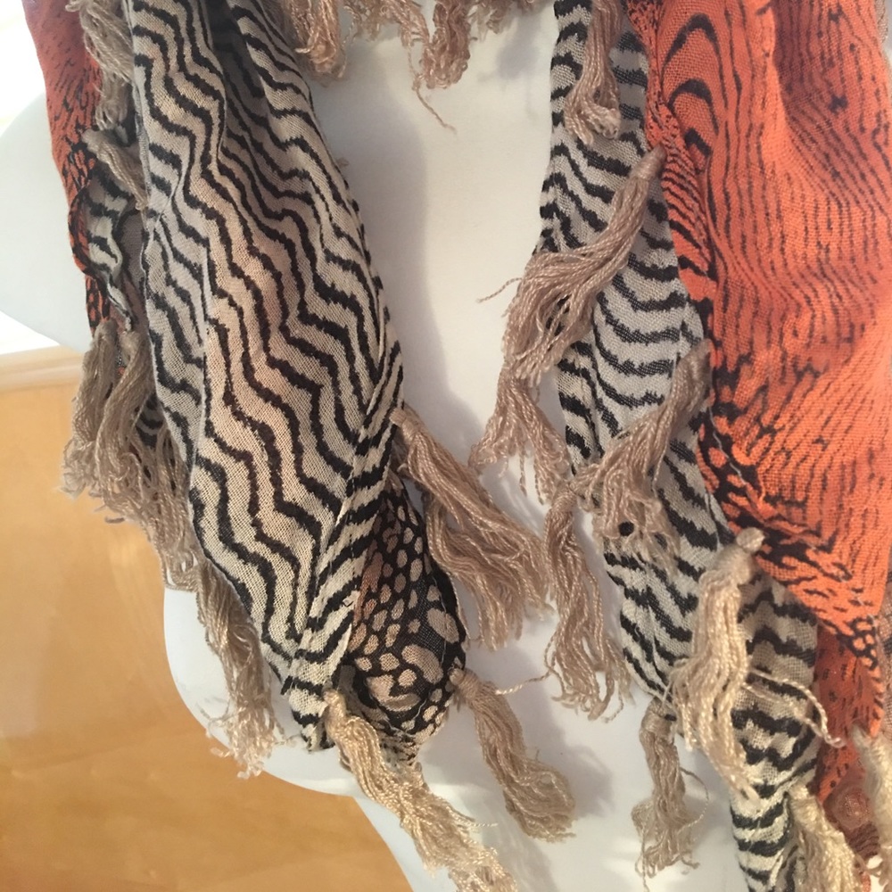 Scarf - Picture 3 of 5