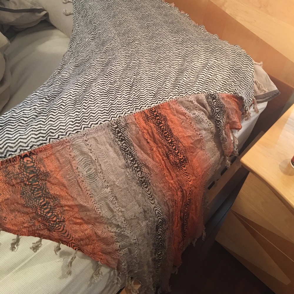 Scarf - Picture 5 of 5