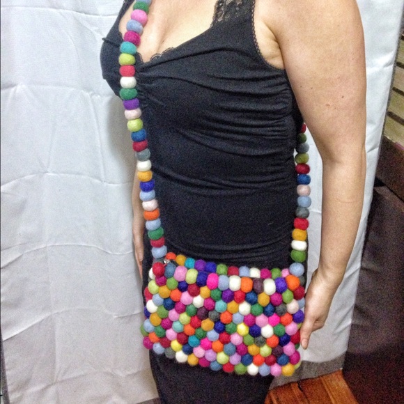 Handbags - NWOT Multicolor felt Pom Pom purse