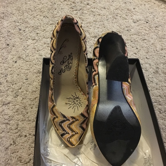 T-Cup - Picture 3 of 3