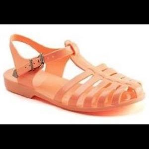 Peach jelly sandals