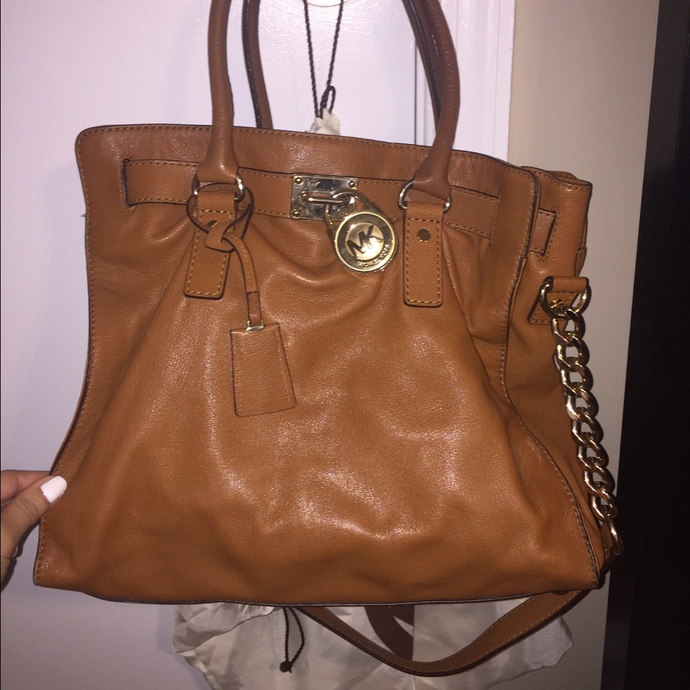 Michael Kors $358 Large Hamilton tote!!