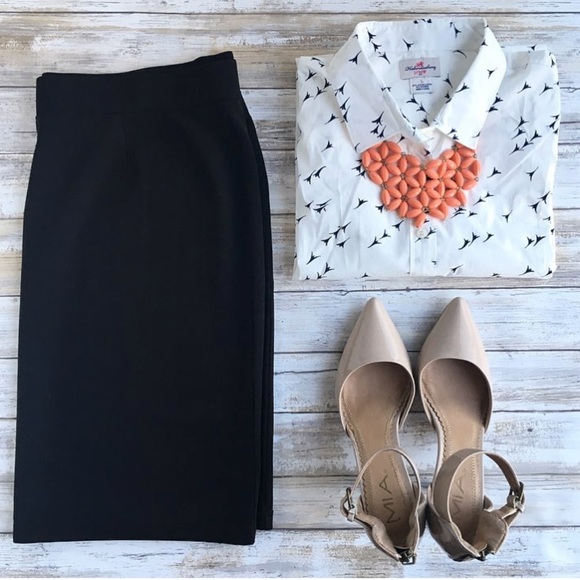 Coral necklace! - Picture 2 of 2