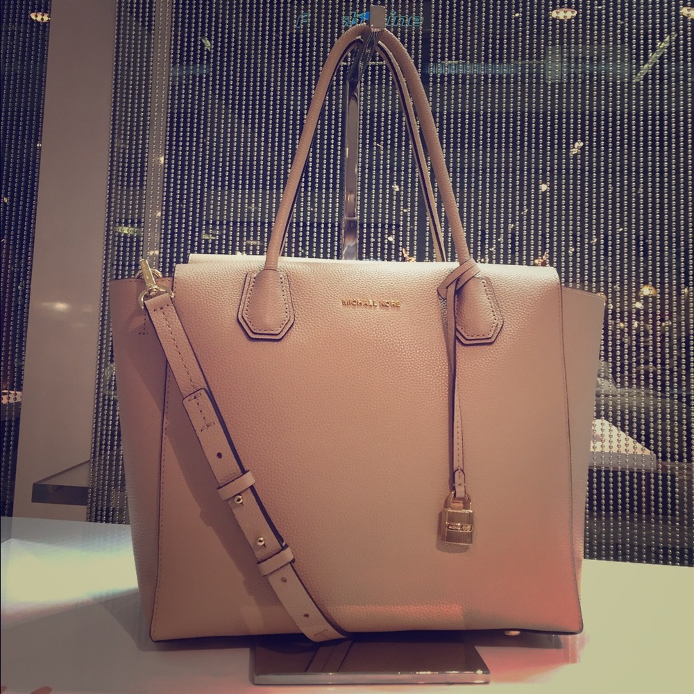 MICHAEL KORS TOP ZIP MERCER