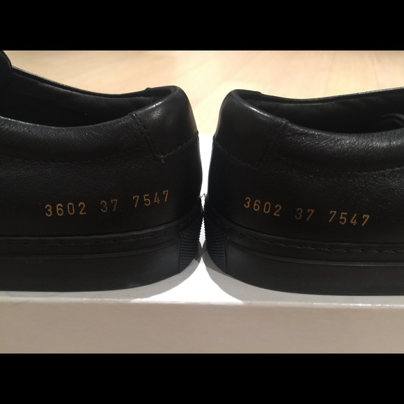 Women's Common Projects Sneakers - Picture 4 of 4