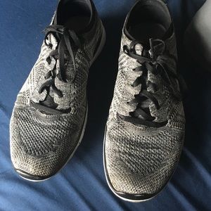 Nike Flyknit free runs 5.0
