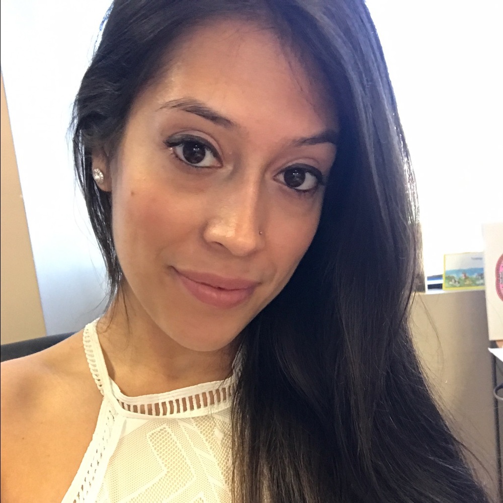 Meet your Posher, Stephanie