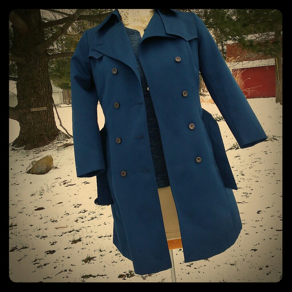::DONATING SOON::Forecaster of Boston coat