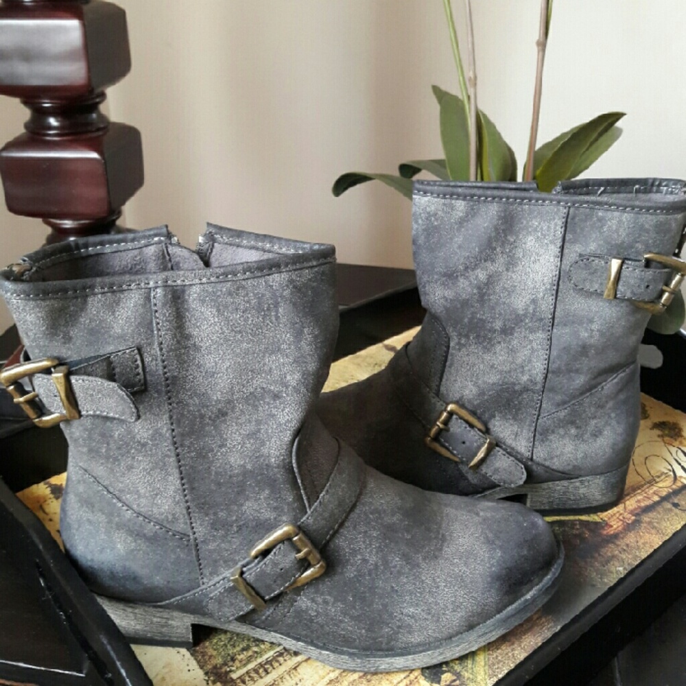 Charcoal gray boots