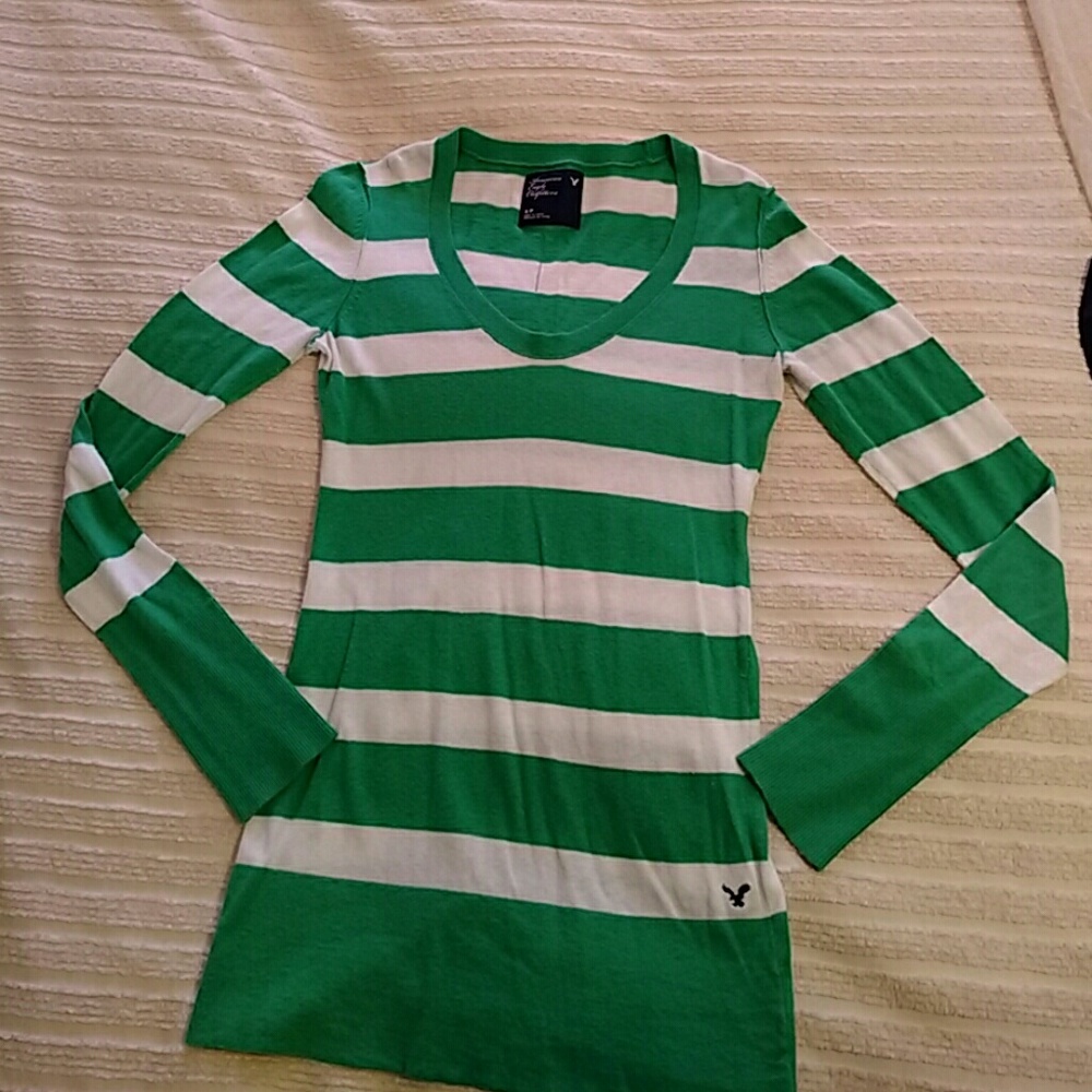 American eagle sweater