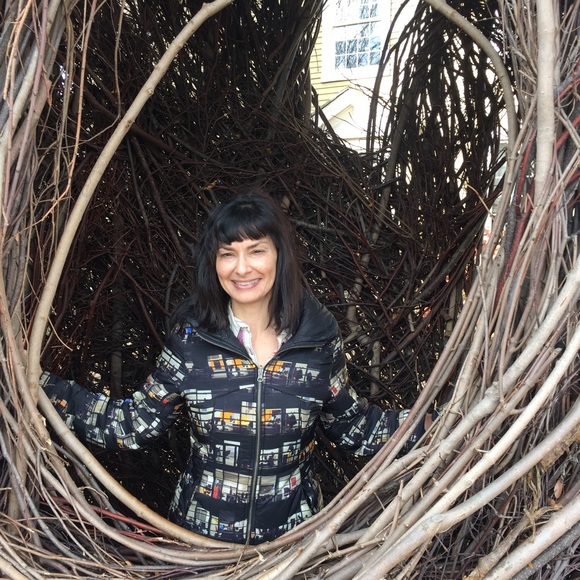 Meet your Posher, Jean - Picture 2 of 8