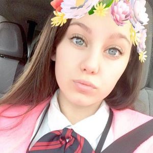 Meet your Posher, Cecely