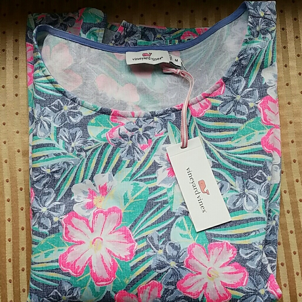 Vineyard Vines Tropical Floral top