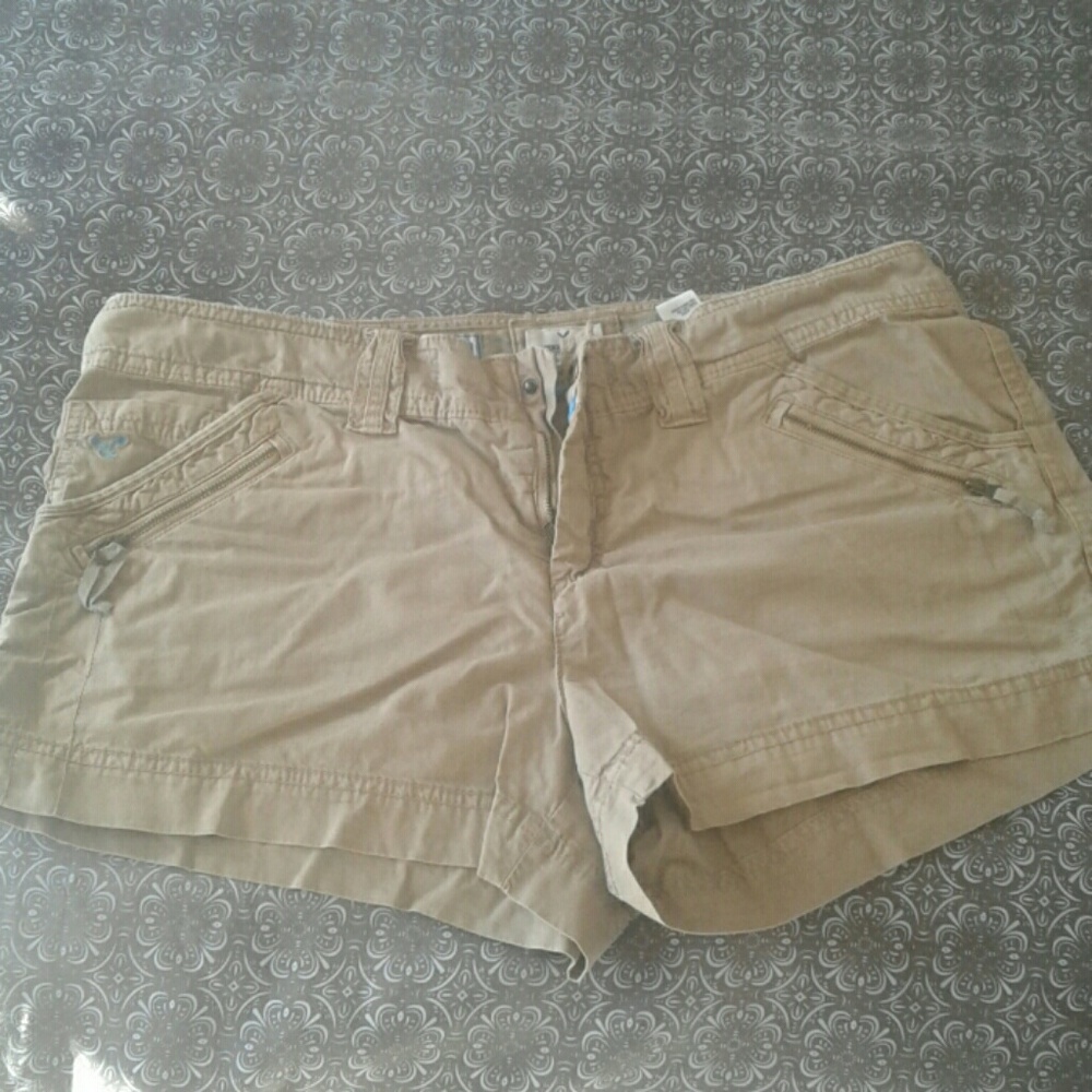 Khaki shorts