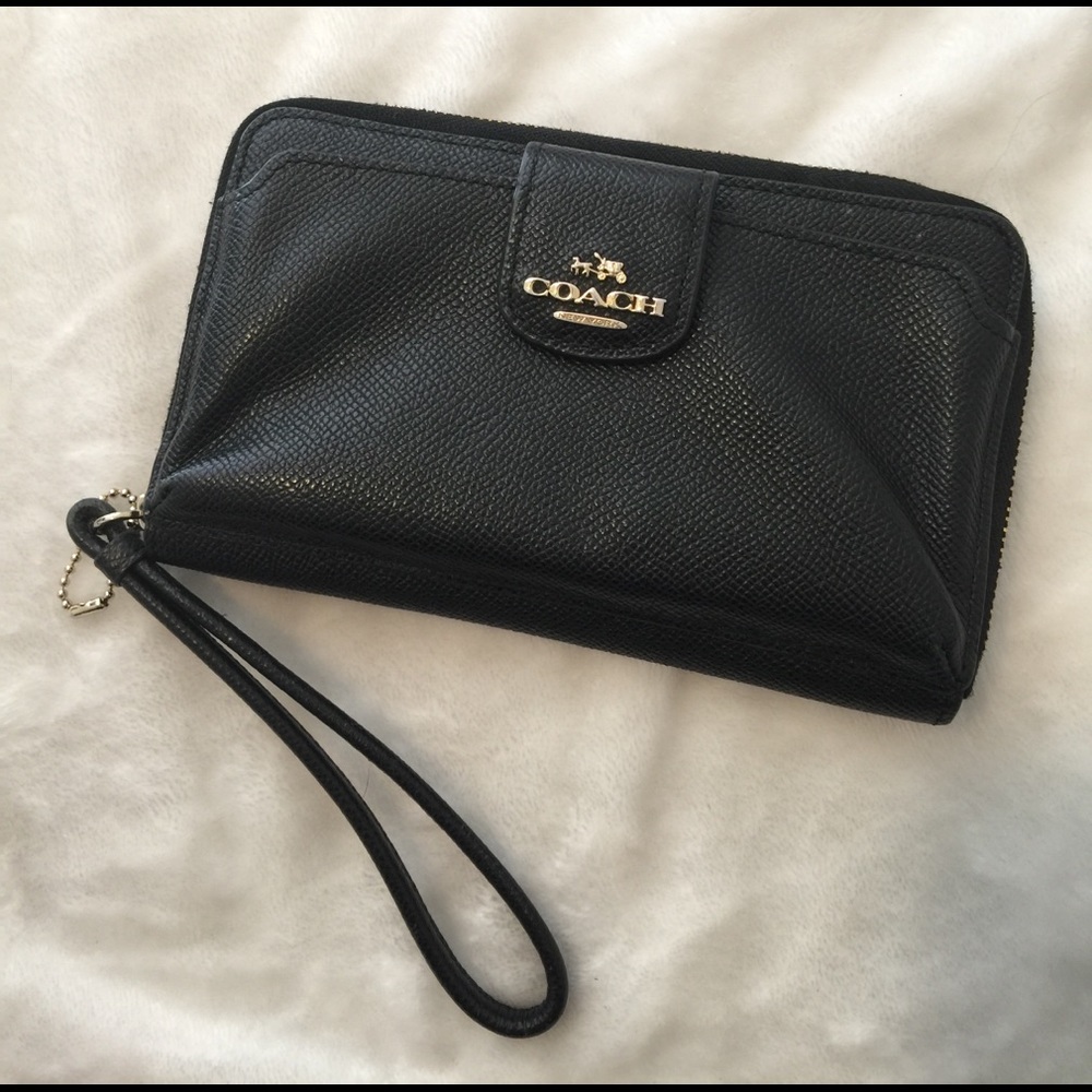 Coach IPhone Wristlet/Wallet