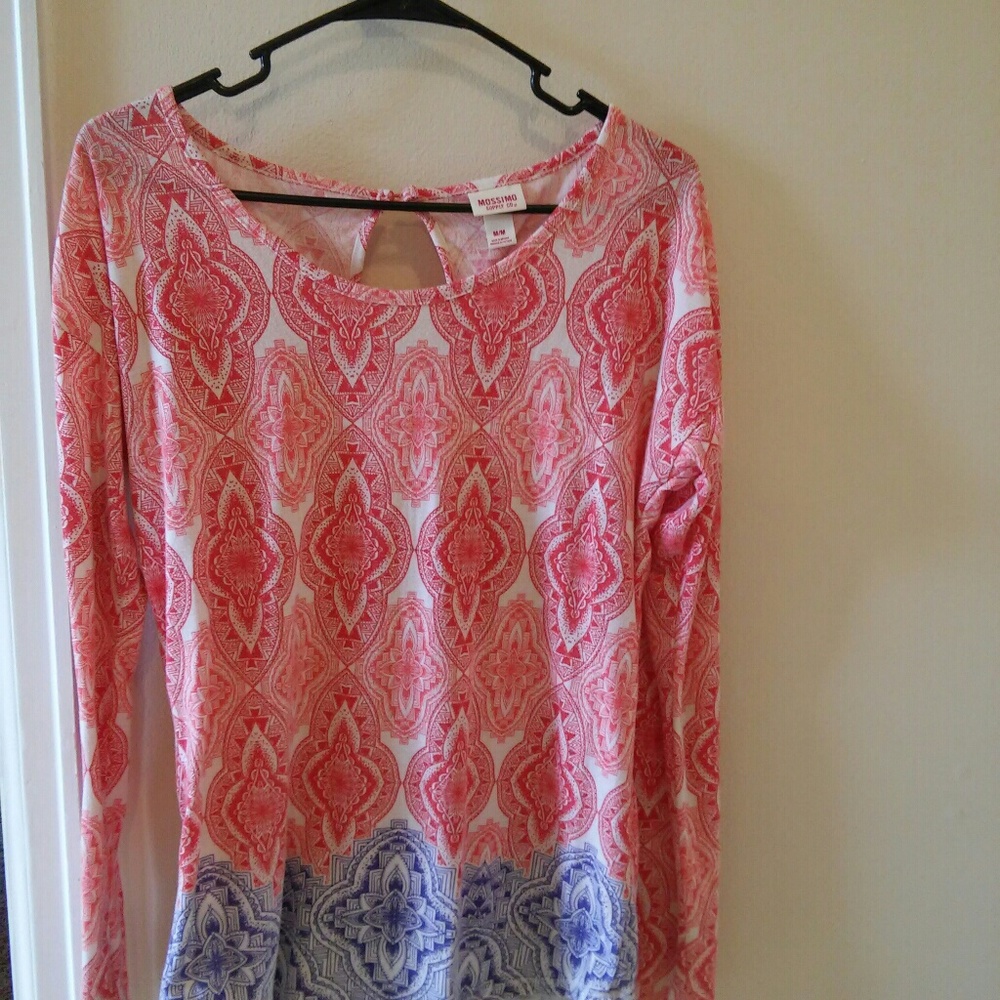 Cute tunic type top