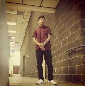 Meet your Posher, Adam