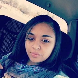 Meet your Posher, Olivia