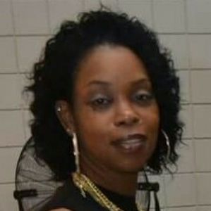 Meet your Posher, Karis