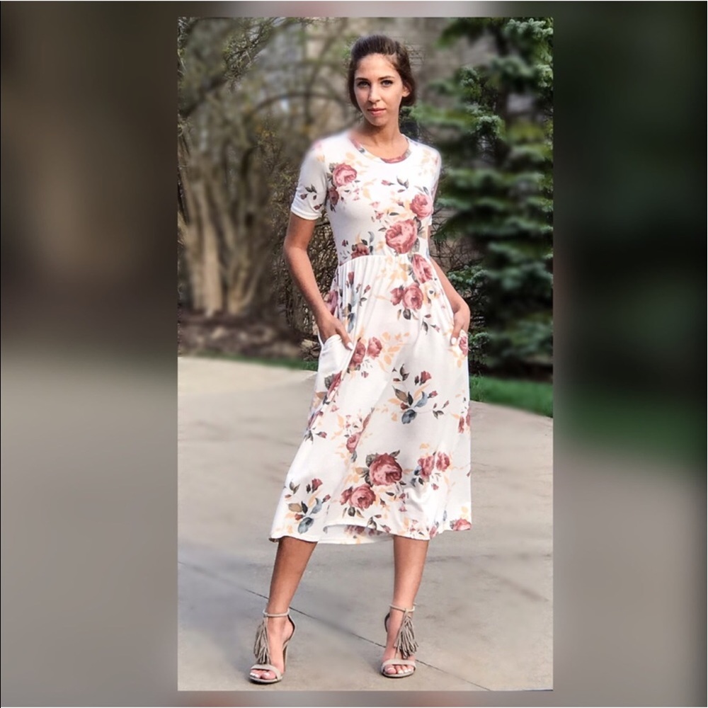 Last One! 🌸Floral Midi Dress - Picture 4 of 4