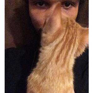 Meet your Posher, Cary