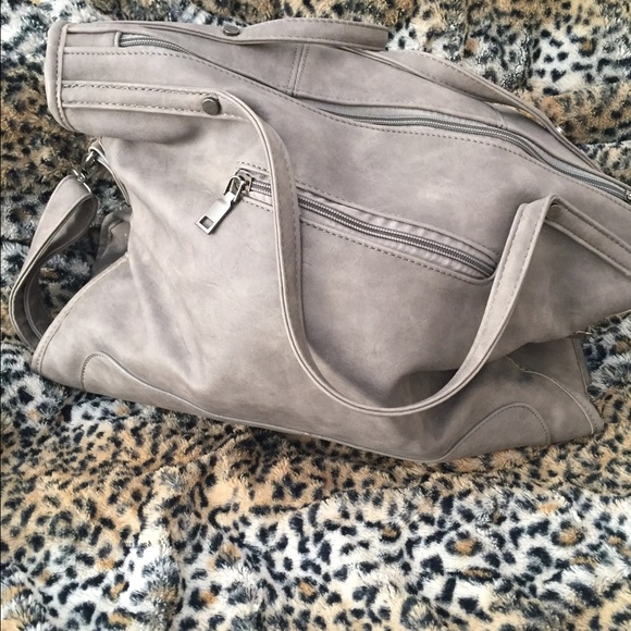 Roomy gray handbag - Picture 2 of 3