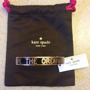 🖤🔱Kate Spade- Black & gold bangle 🖤⚜️