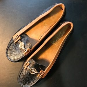 Aerosoles "Nuwlywed" Black & Tan Loafers