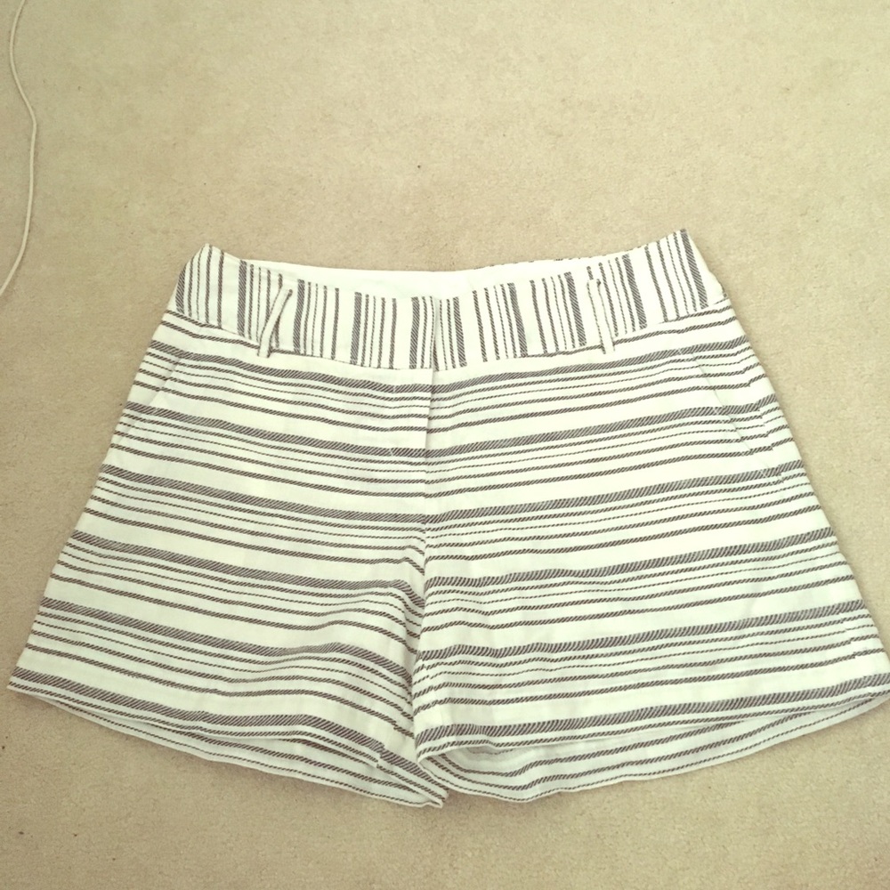 The Limited White and navy striped shorts size 10