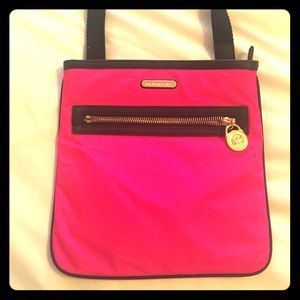 NEON PINK MICHAEL KORA NYLON KEMPTON CROSSBODY!