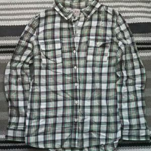 *FLASH SALE* Old Navy Plaid Button Up