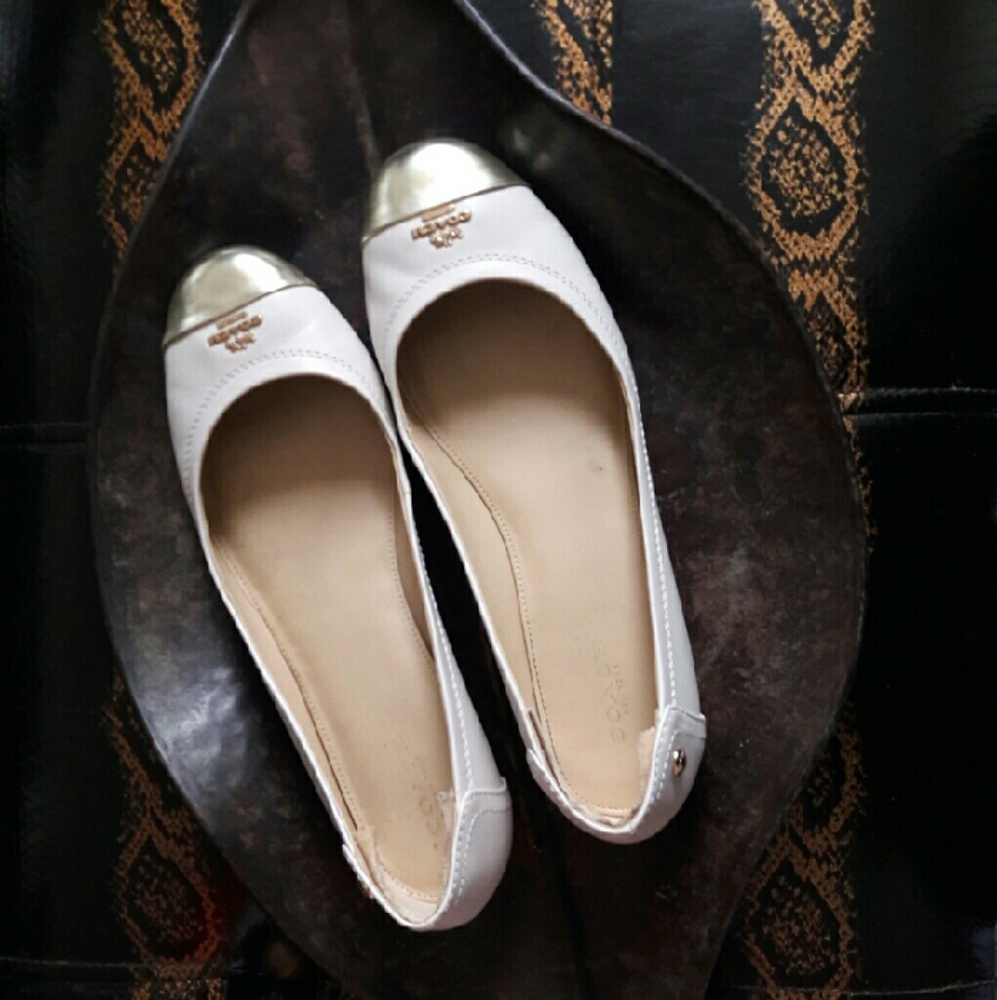 Coach Flats