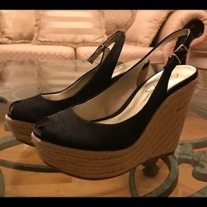 Jessica Simpson  Women's sling back peep toe wedge