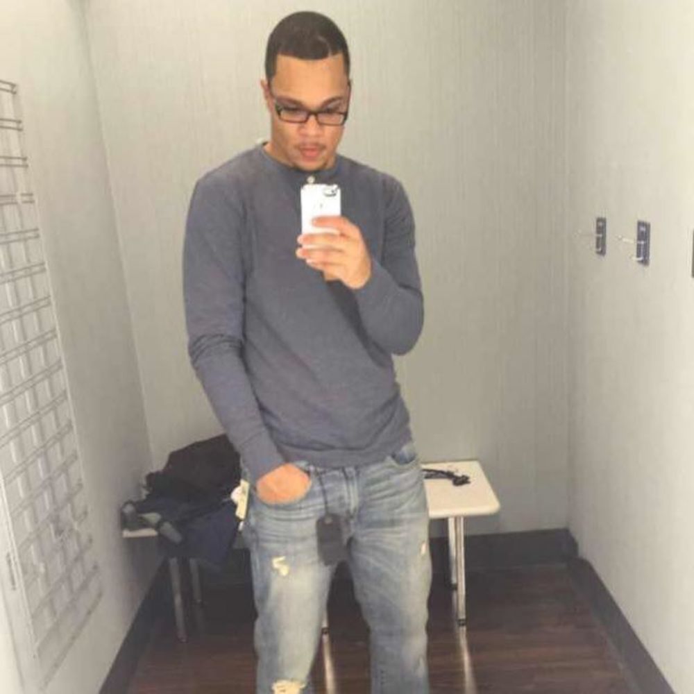 Meet your Posher, Julio