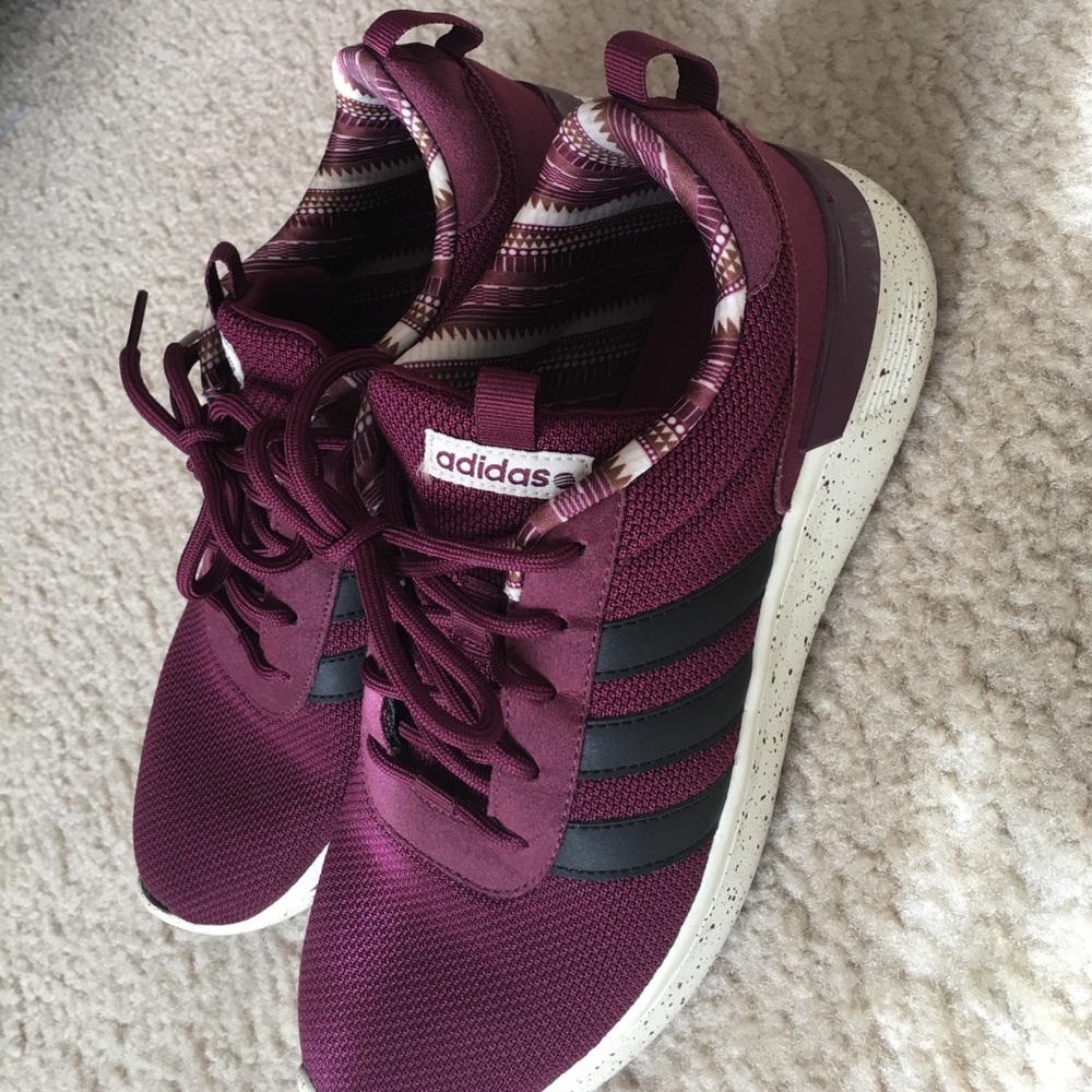 Adidas-  women's 8 men's 6.5