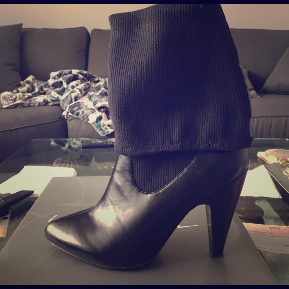 Jessica Simpson Mazzey boot! Adorable styling !