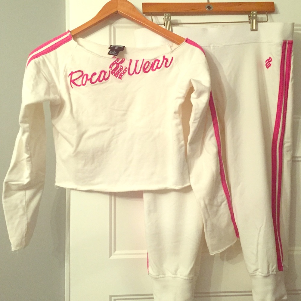 Rocawear track suit