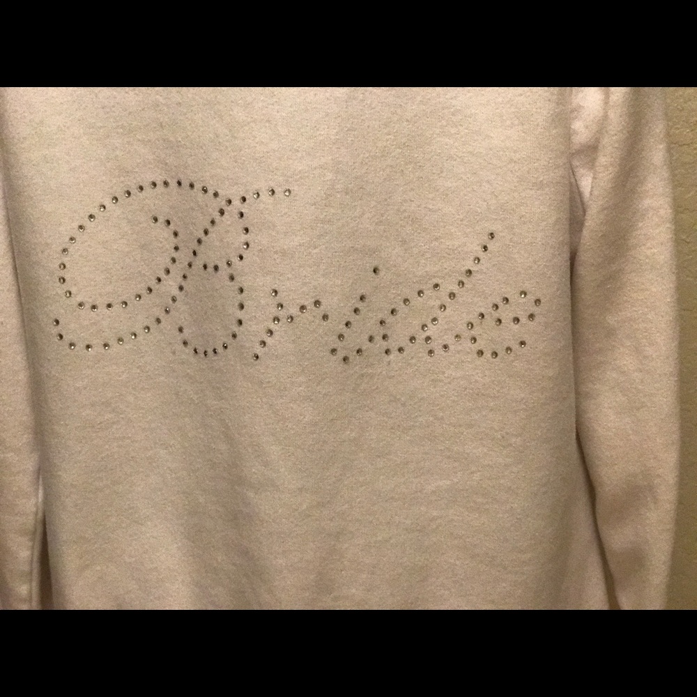White hoodie jacket