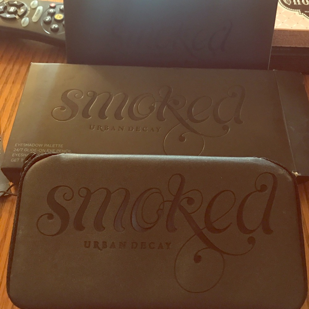 Urban Decay Smoked Palette