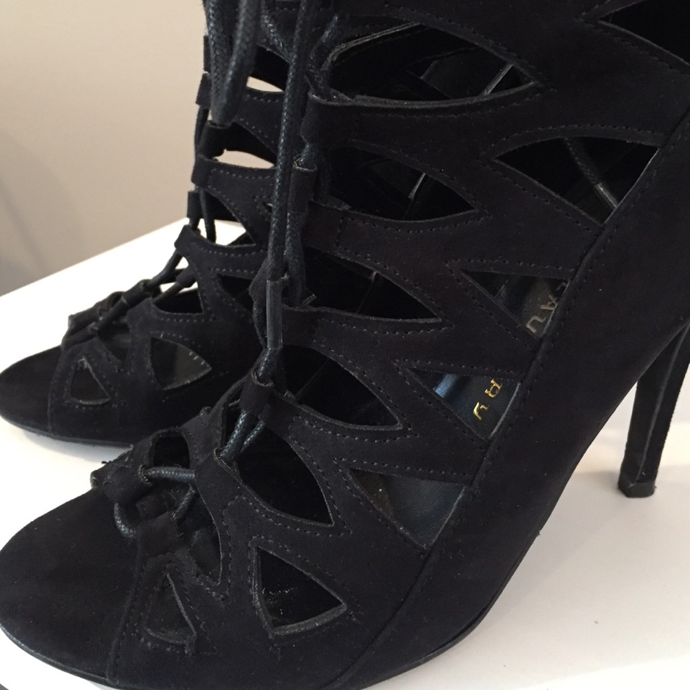 Chinese Laundry Black Suede Lace Up Shoe Boot